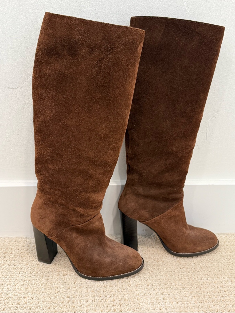 Banana Republic Brown Suede Lorca boots